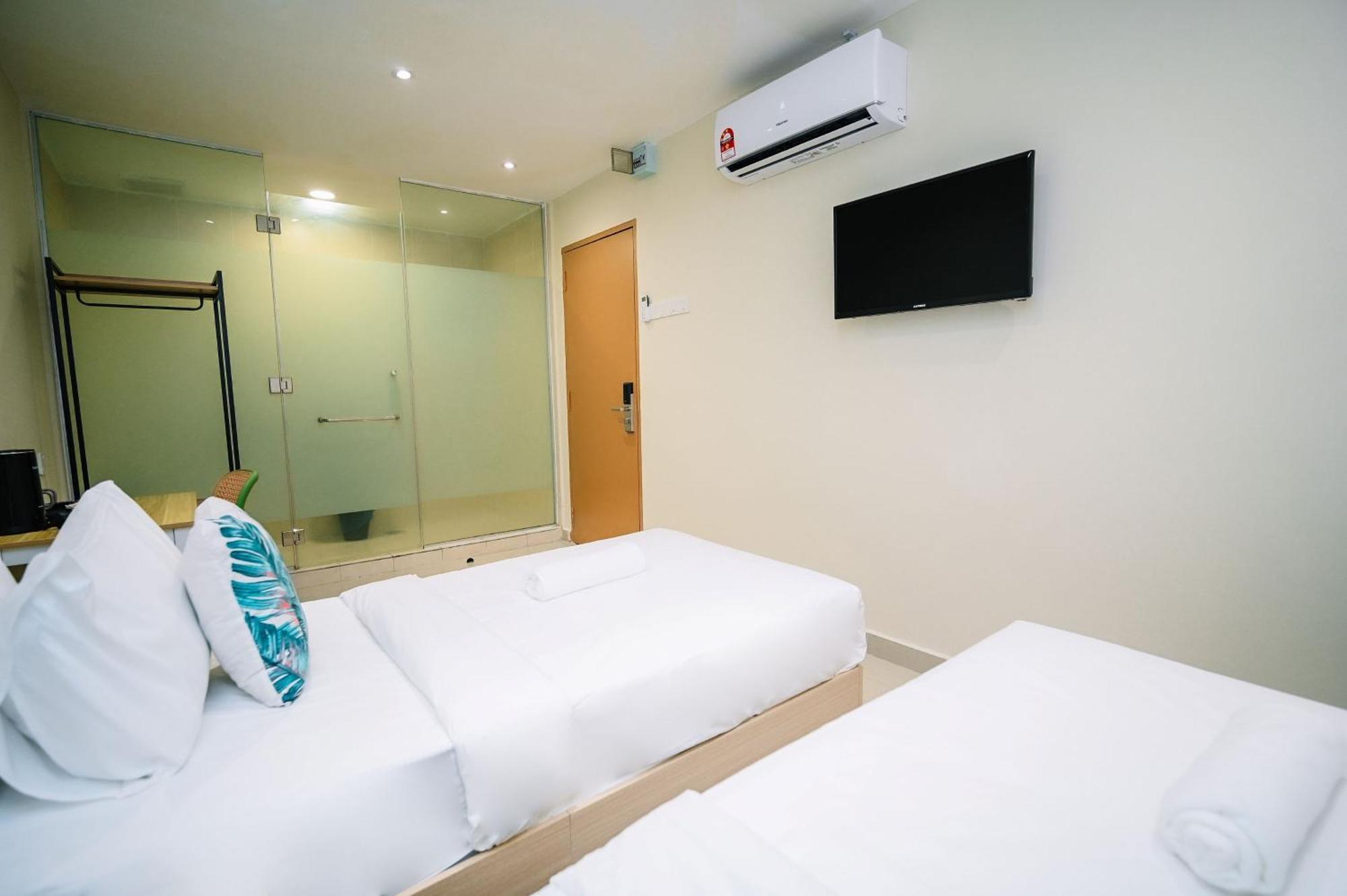 Swing & Pillows - Jalan Imbi Kuala Lumpur Exterior photo